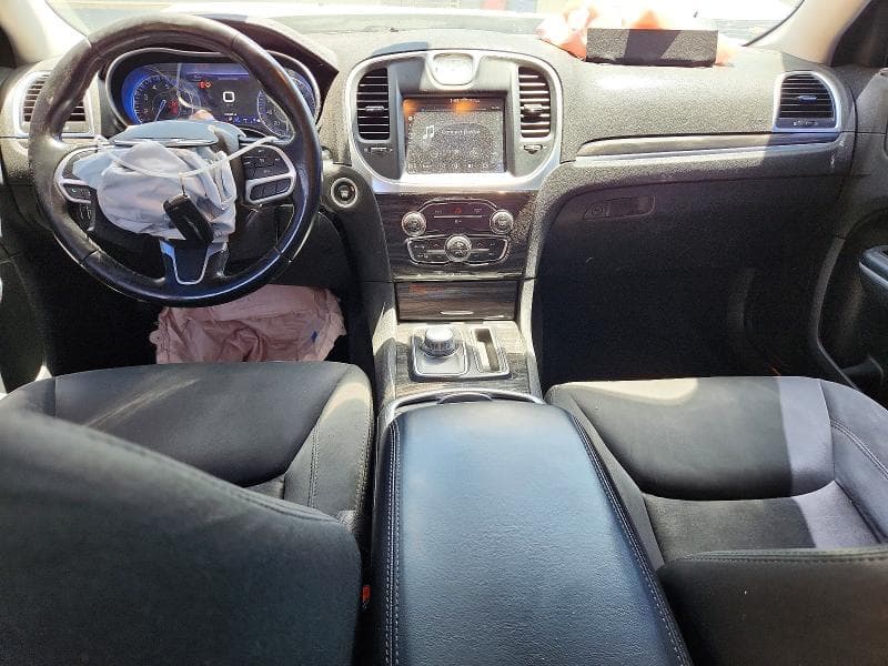 2018 CHRYSLER 300 TOURING 8