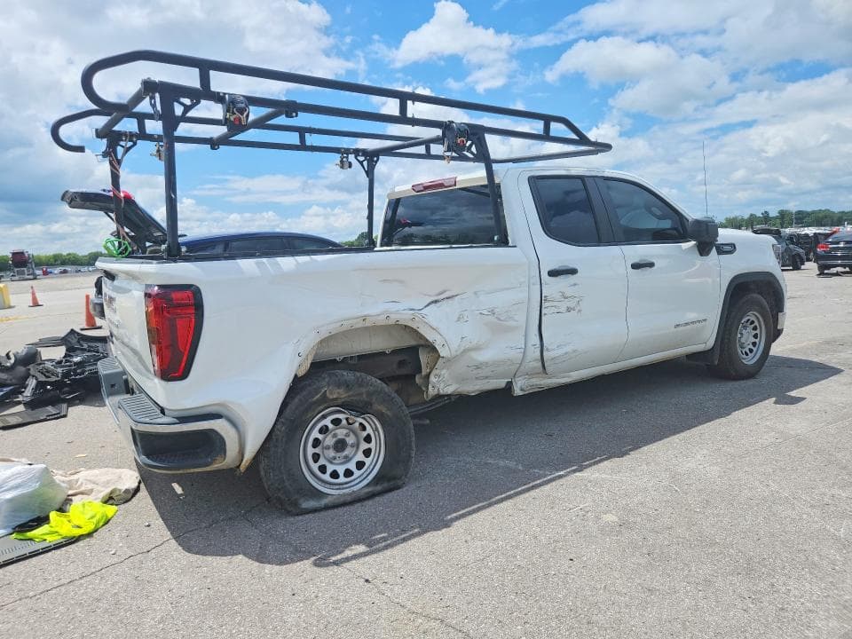 2024 GMC SIERRA C1500 3
