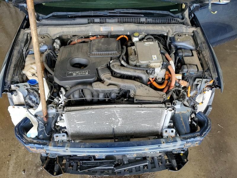2018 FORD FUSION TITANIUM/PLATINUM PHEV 11