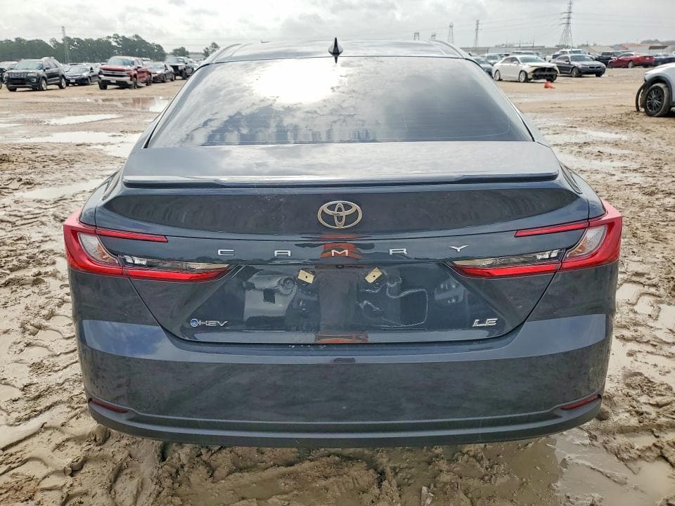 2026 TOYOTA CAMRY LE 6