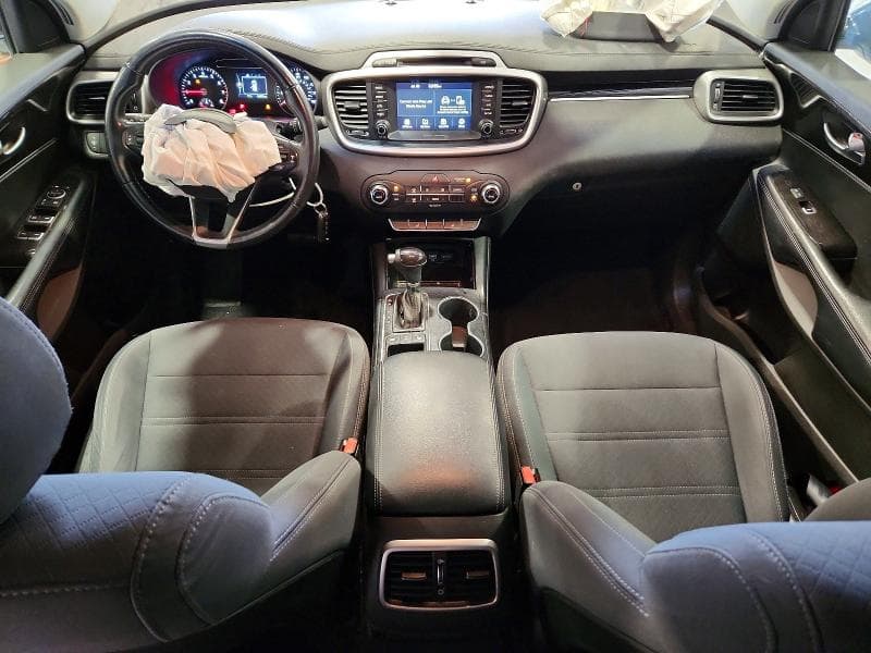 2018 KIA SORENTO LX 8