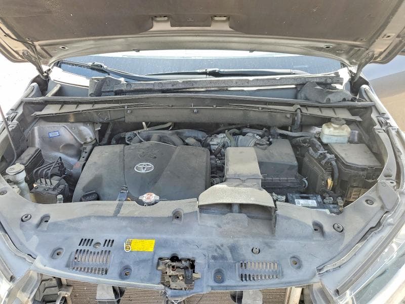 2018 TOYOTA HIGHLANDER LIMITED 12