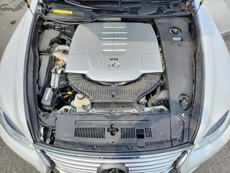 2017 LEXUS LS 460 11