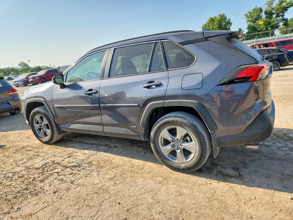 2024 TOYOTA RAV4 LE 2