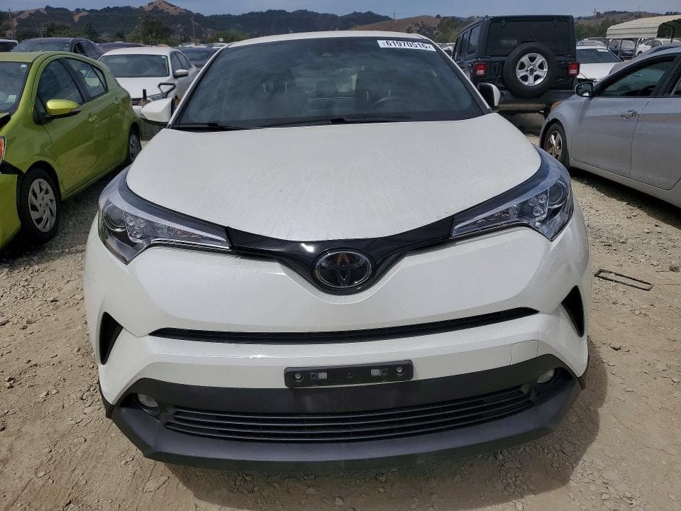 2019 TOYOTA C-HR LIMITED 5