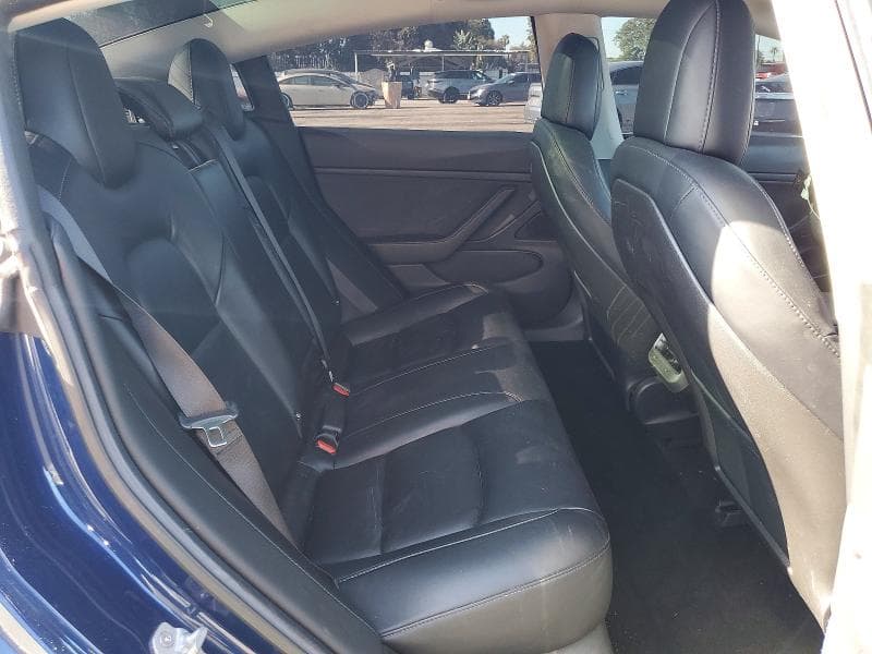 2018 TESLA MODEL 3 10