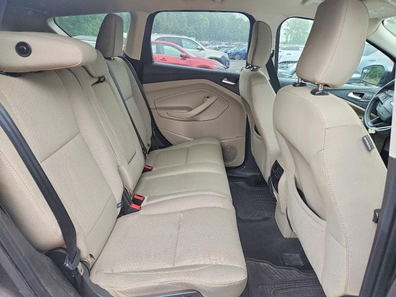 2019 FORD ESCAPE SE 11