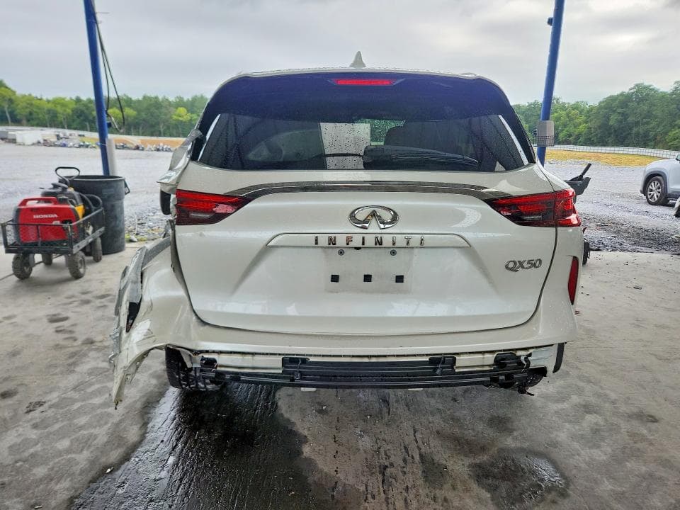 2021 INFINITI QX50 LUXE 6