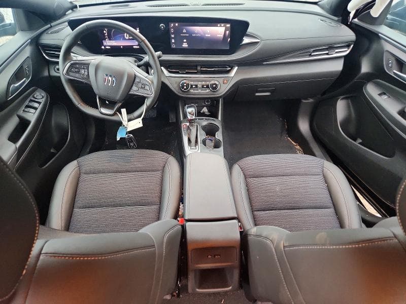 2024 BUICK ENVISTA PREFERRED 8