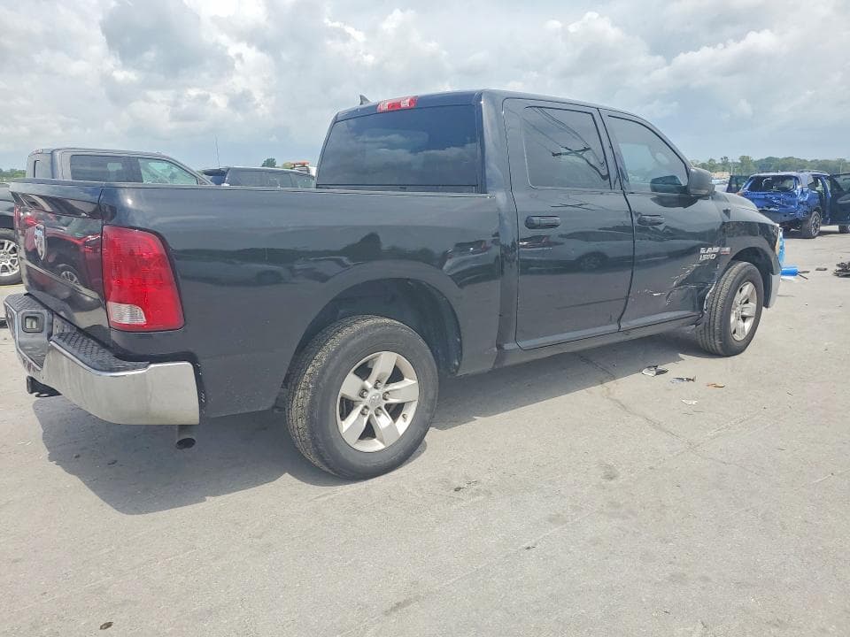 2019 RAM 1500 CLASSIC SLT 3