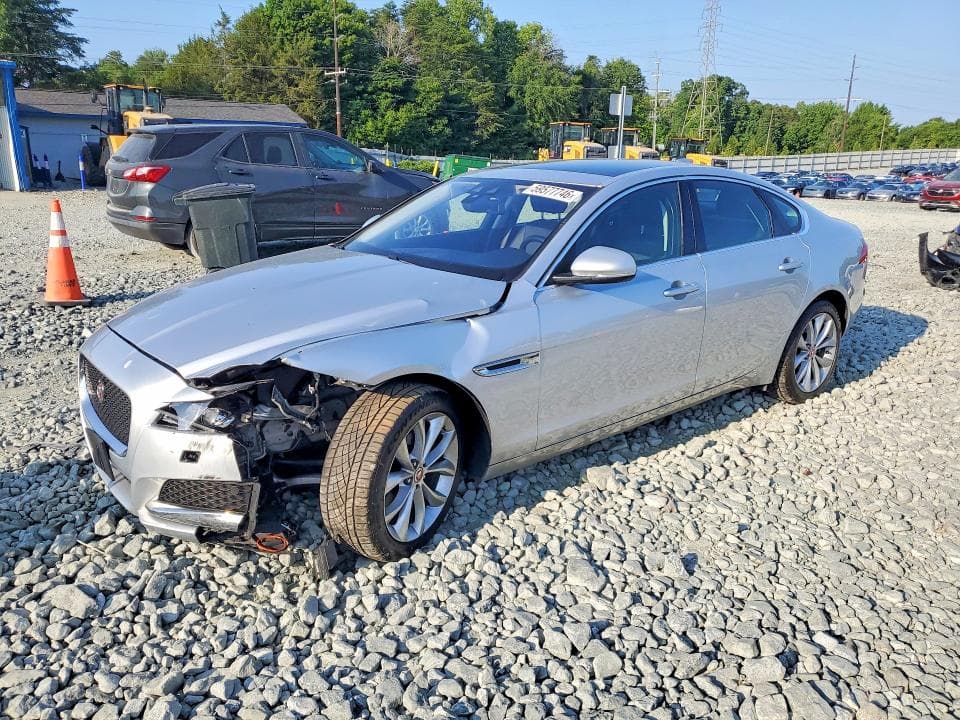 2017 JAGUAR XF PREMIUM - 1