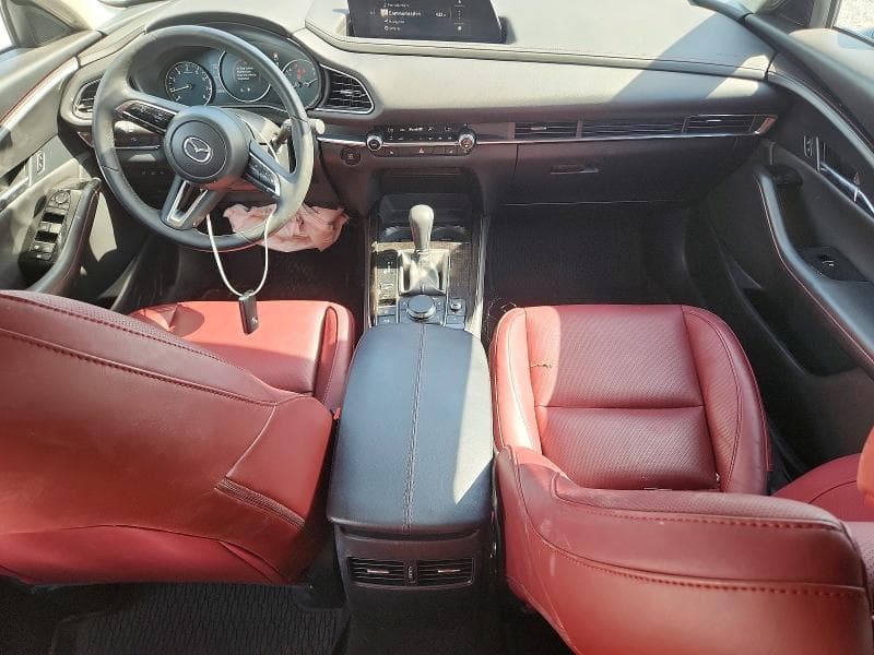 2025 MAZDA CX-30 PREFERRED 8