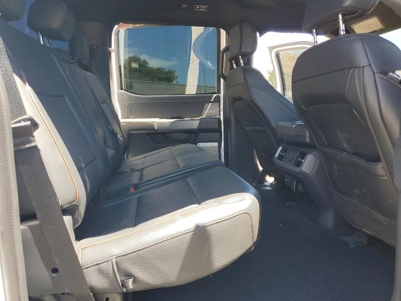 2025 FORD F150 LARIAT 10