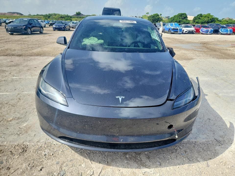 2025 TESLA MODEL 3 5