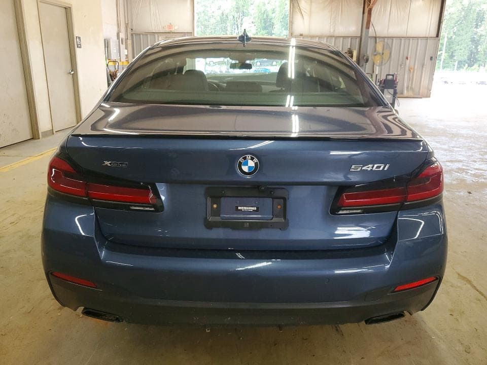 2023 BMW 540 XI 6