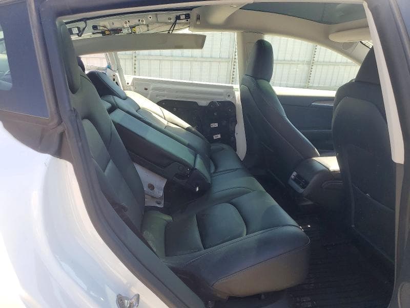 2023 TESLA MODEL 3 10
