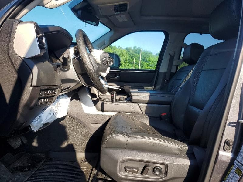 2024 TOYOTA SEQUOIA LIMITED 7