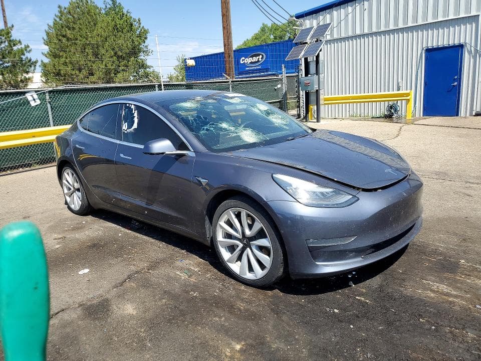 2020 TESLA MODEL 3 4