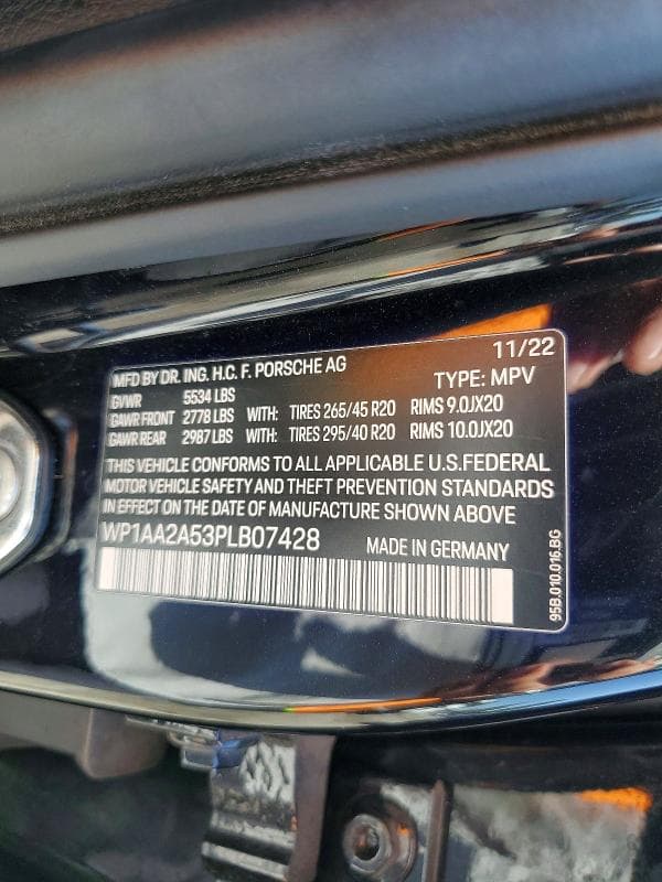 2023 PORSCHE MACAN BASE 14