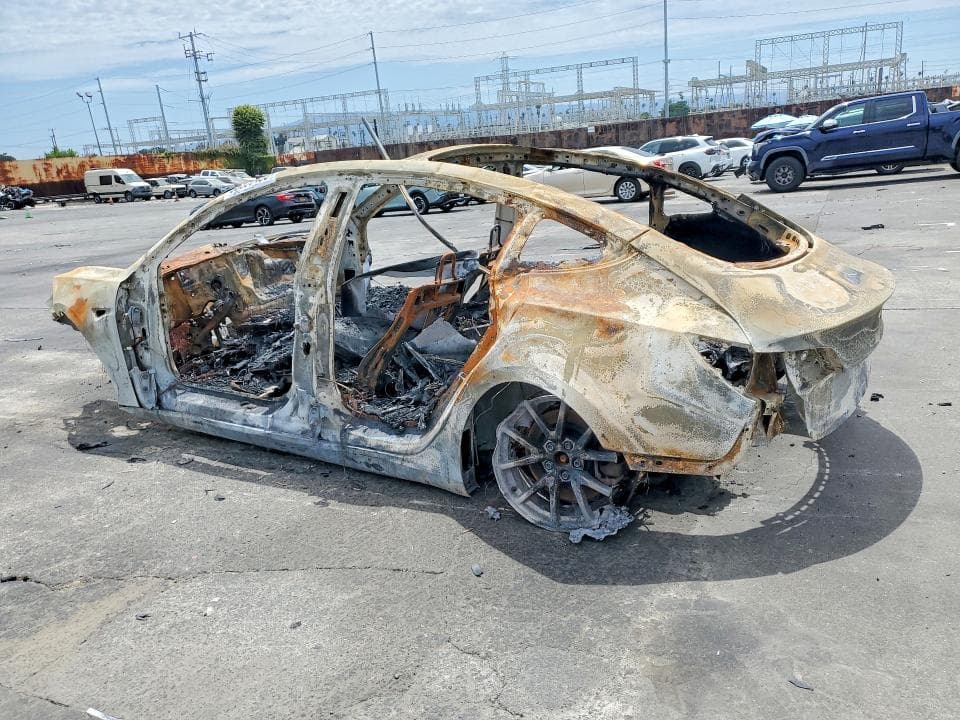 2020 TESLA MODEL 3 2