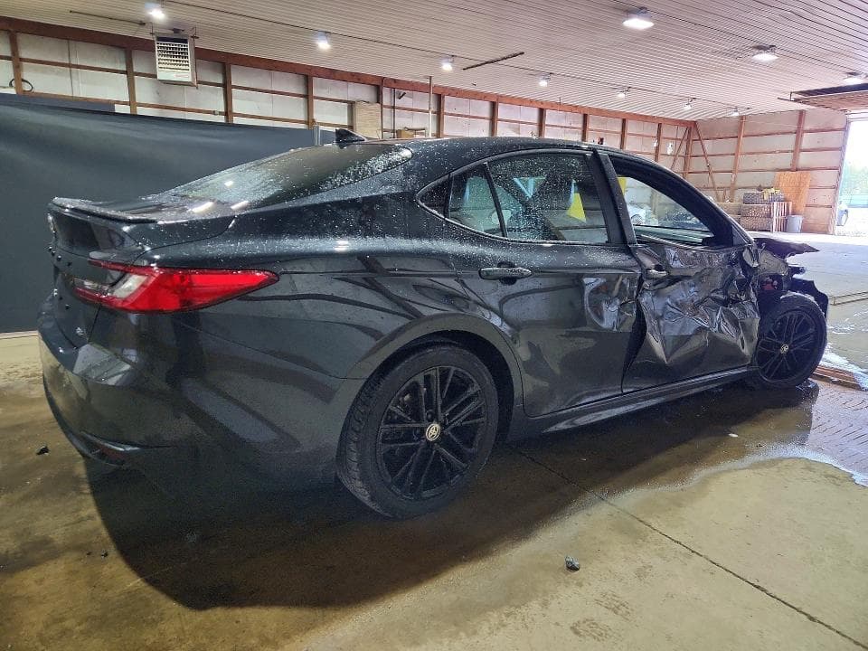 2025 TOYOTA CAMRY SE 3