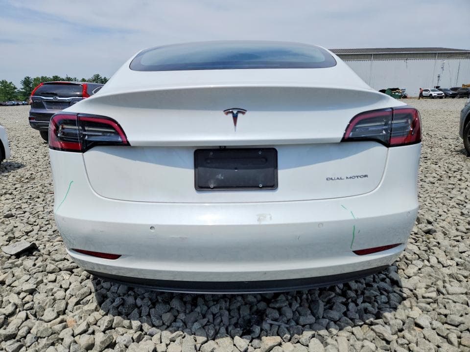 2019 TESLA MODEL 3 6