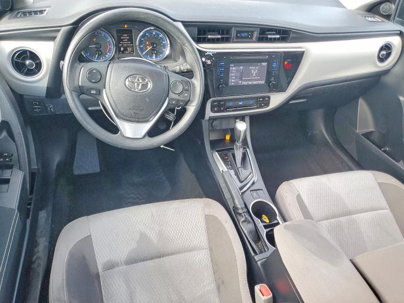 2018 TOYOTA COROLLA LE 8
