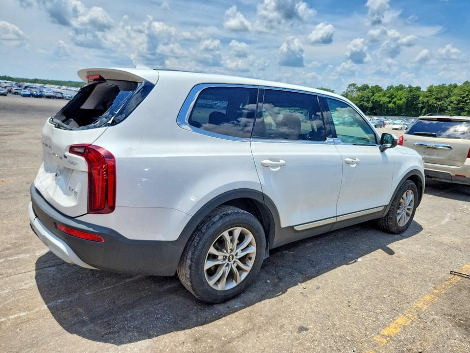 2020 KIA TELLURIDE LX 3