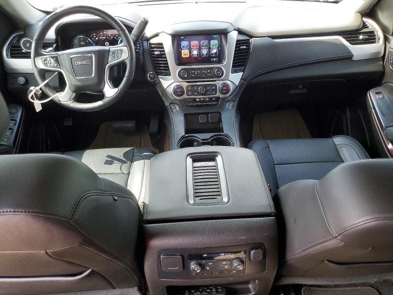2017 GMC YUKON SLT 8
