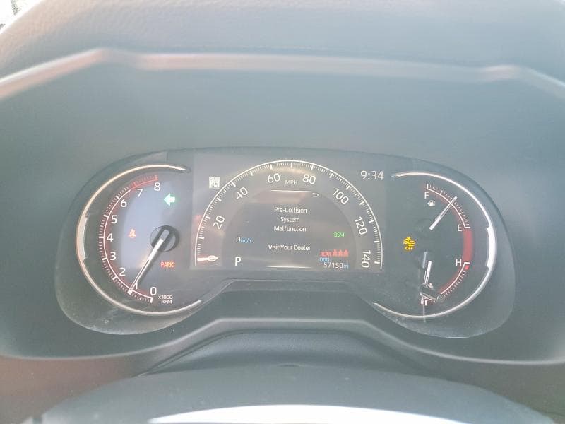 2023 TOYOTA RAV4 LE 9
