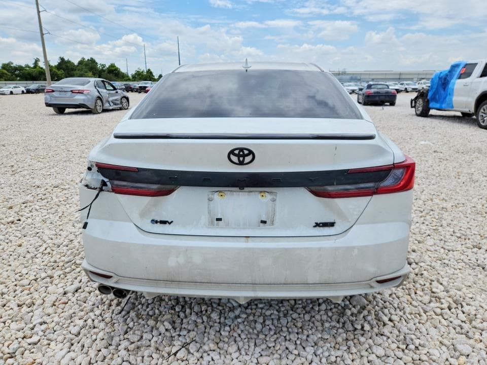2025 TOYOTA CAMRY XSE 6