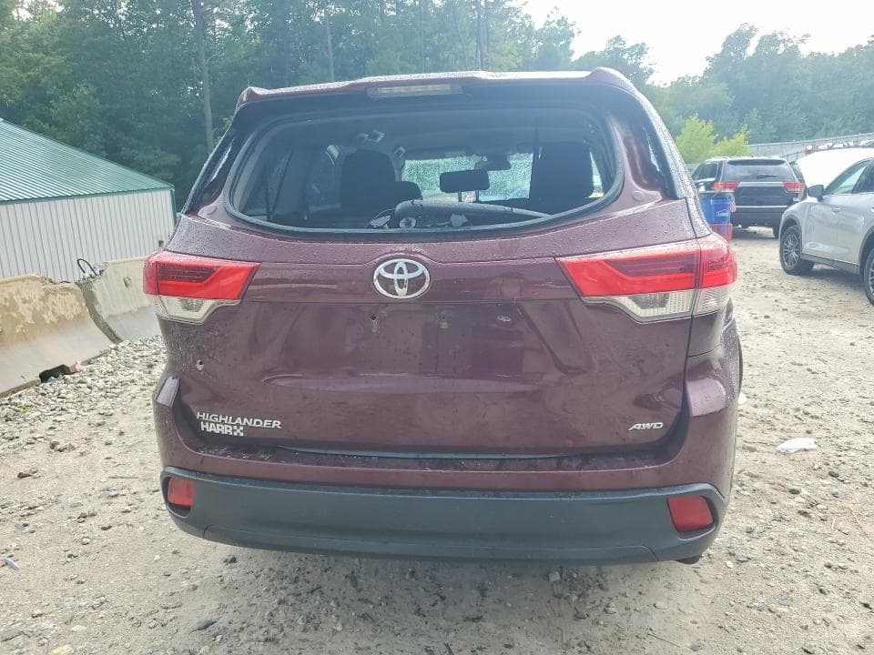 2019 TOYOTA HIGHLANDER LE 6