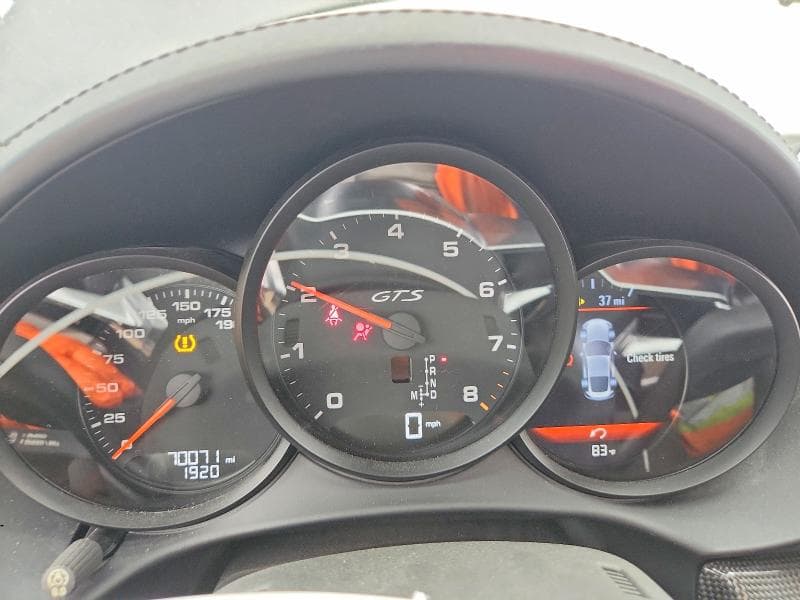 2019 PORSCHE CAYMAN S 9