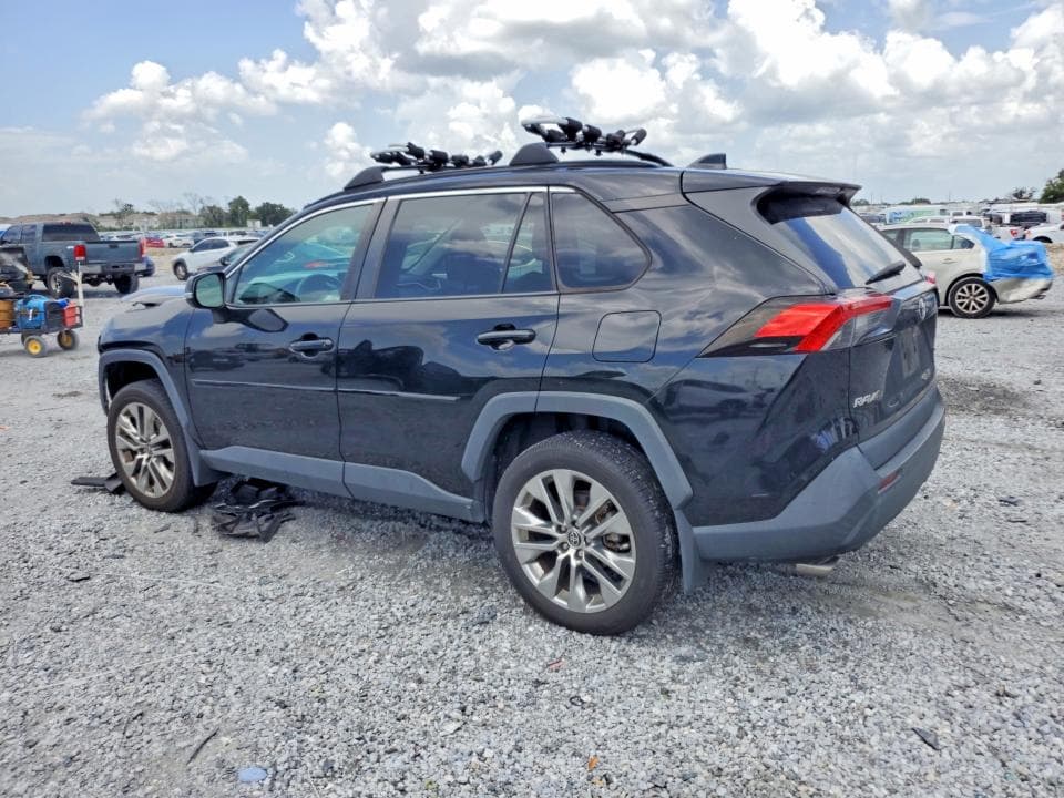 2021 TOYOTA RAV4 XLE PREMIUM 2