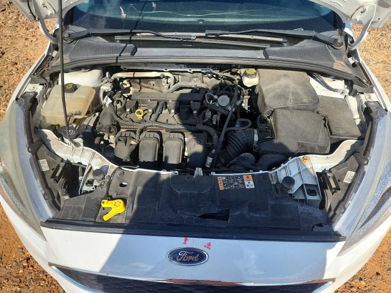 2017 FORD FOCUS SE 11