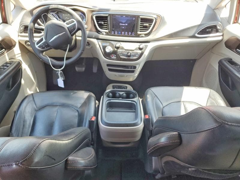 2018 CHRYSLER PACIFICA TOURING L 8