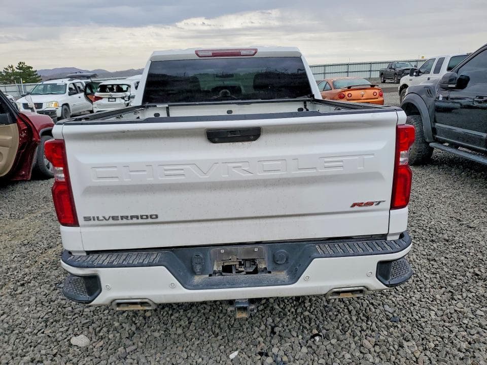 2020 CHEVROLET SILVERADO K1500 RST 6