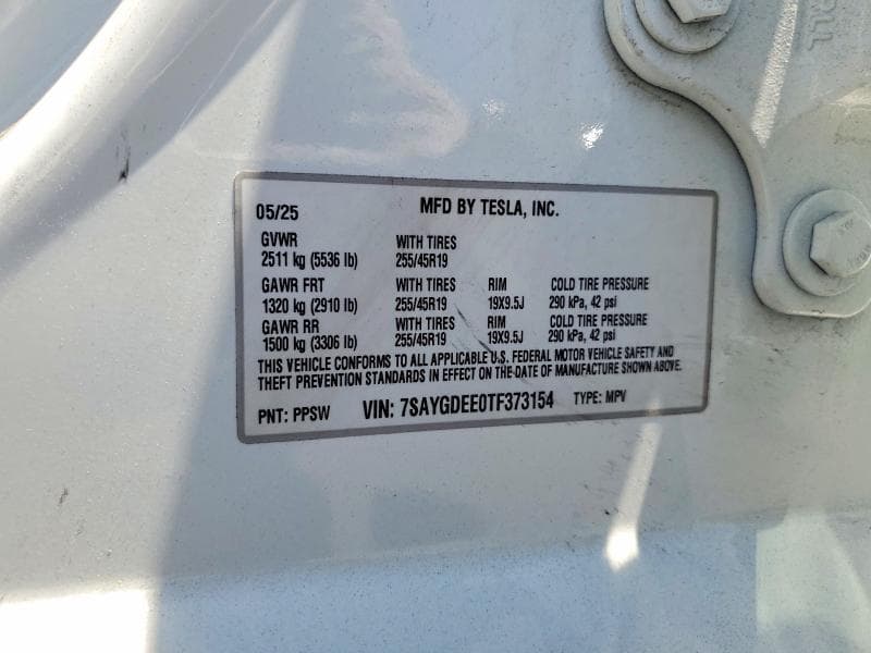 2026 TESLA MODEL Y 14