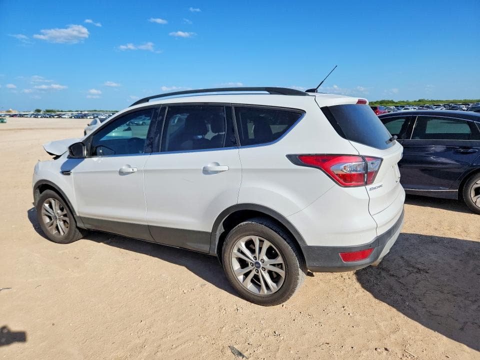2017 FORD ESCAPE SE 2