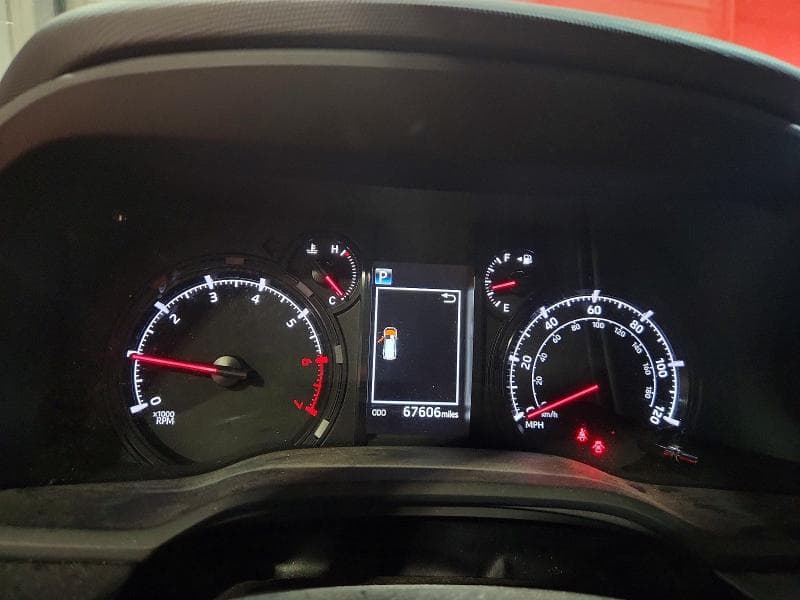 2021 TOYOTA 4RUNNER SR5 9