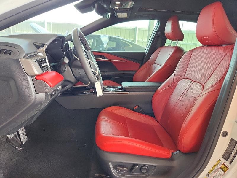 2025 TOYOTA CAMRY XSE 7