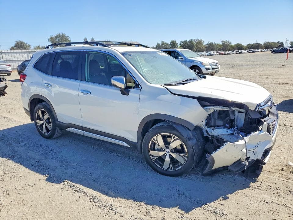 2019 SUBARU FORESTER TOURING 4