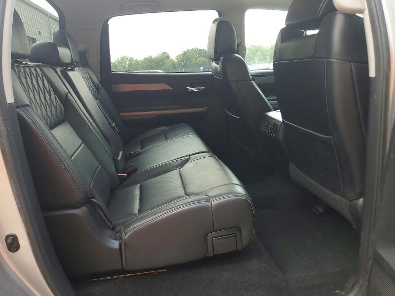 2018 TOYOTA TUNDRA PLATINUM 10