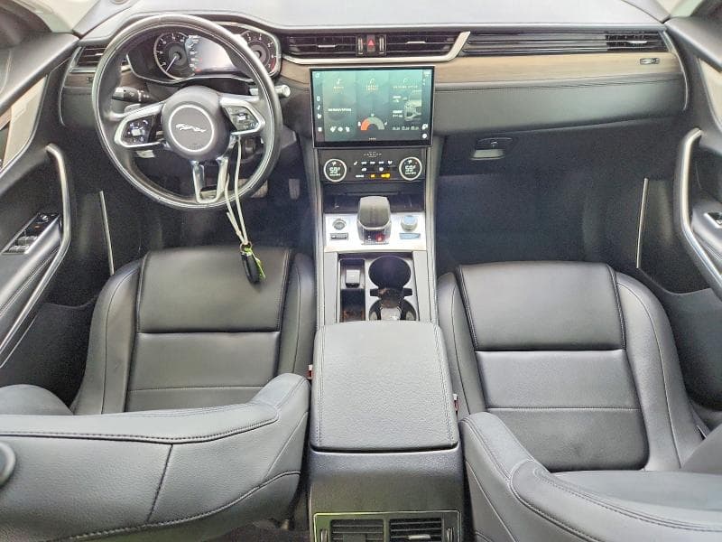 2021 JAGUAR F-PACE 8