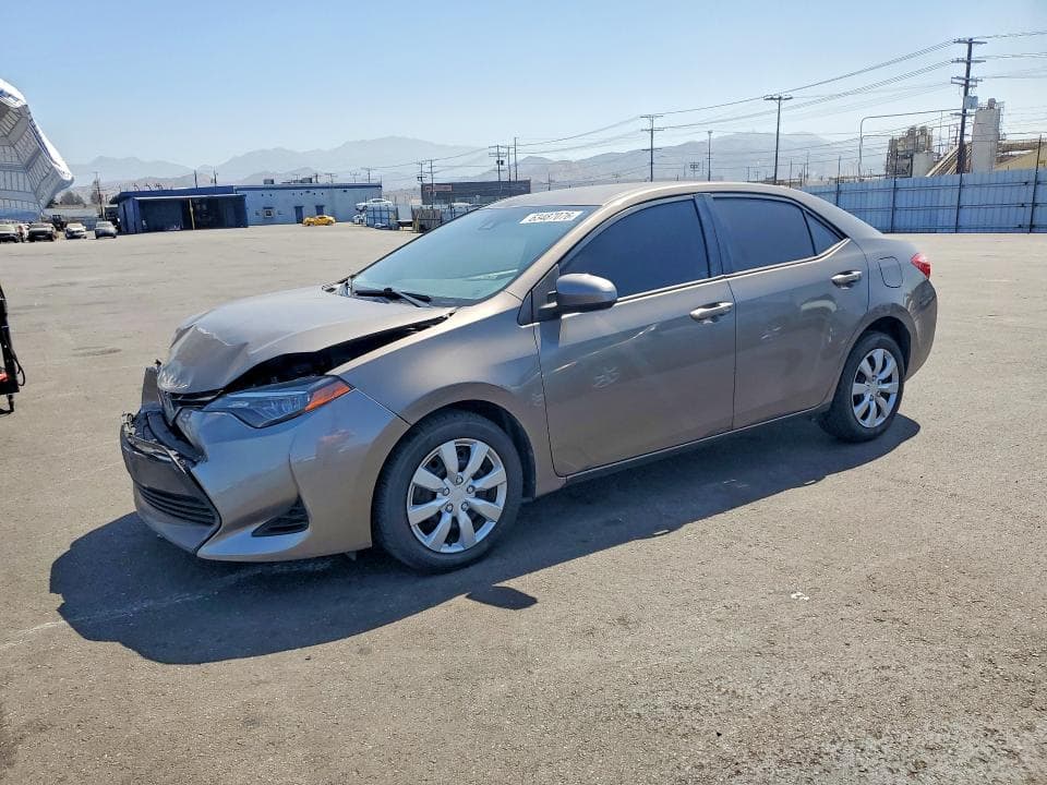 2017 TOYOTA COROLLA LE - 1