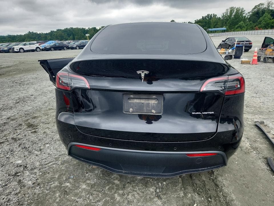 2021 TESLA MODEL Y 6