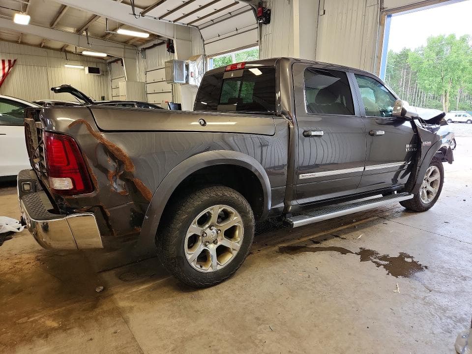 2017 RAM 1500 LARAMIE 3
