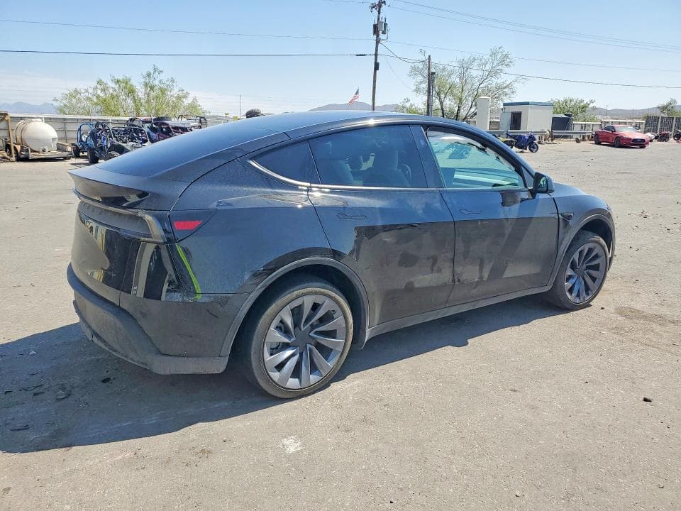 2026 TESLA MODEL Y 3