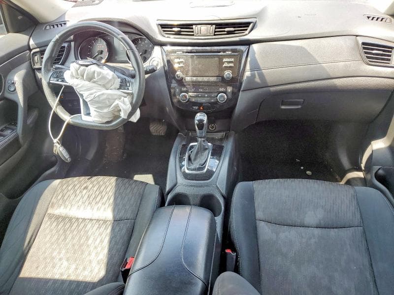 2017 NISSAN ROGUE SV 8
