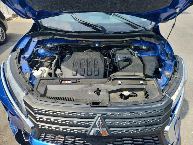 2023 MITSUBISHI ECLIPSE CROSS SE 12